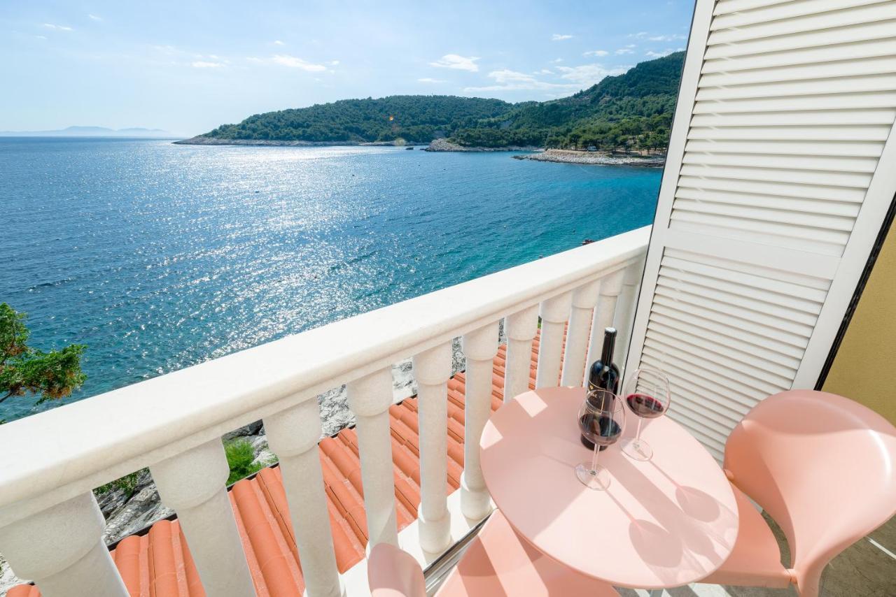 Luxury Bellavista Amazing Sea Holidays With Private Beach & Parking Milna  Dış mekan fotoğraf