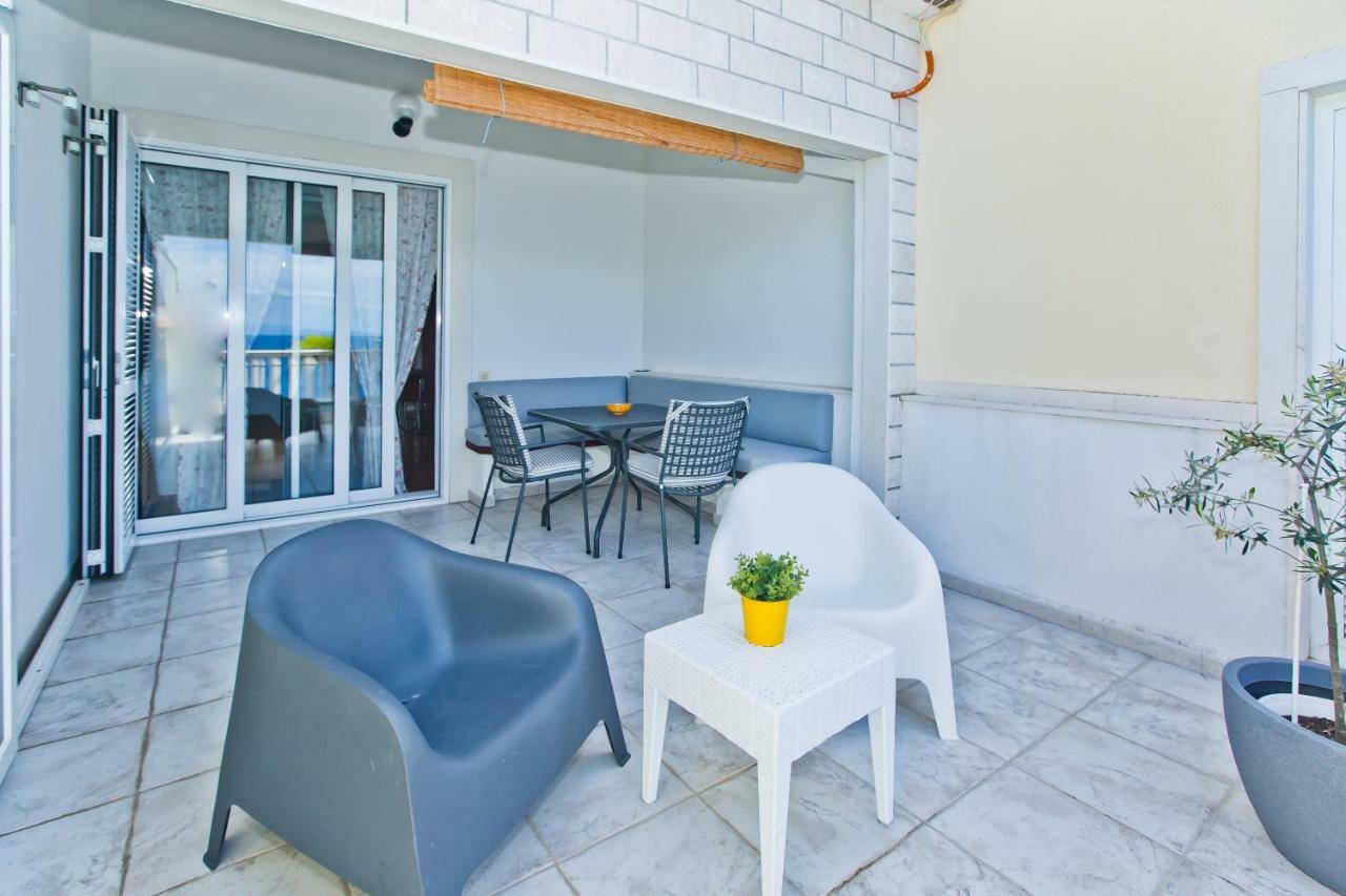 Luxury Bellavista Amazing Sea Holidays With Private Beach & Parking Milna  Dış mekan fotoğraf